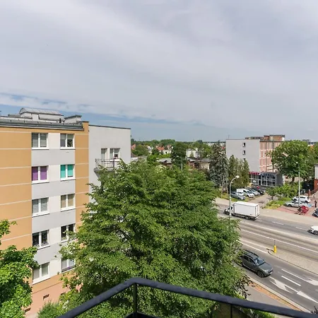 Dabrowskiego By Renters Apartmán