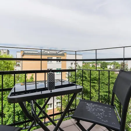 Apartmán Dabrowskiego By Renters *